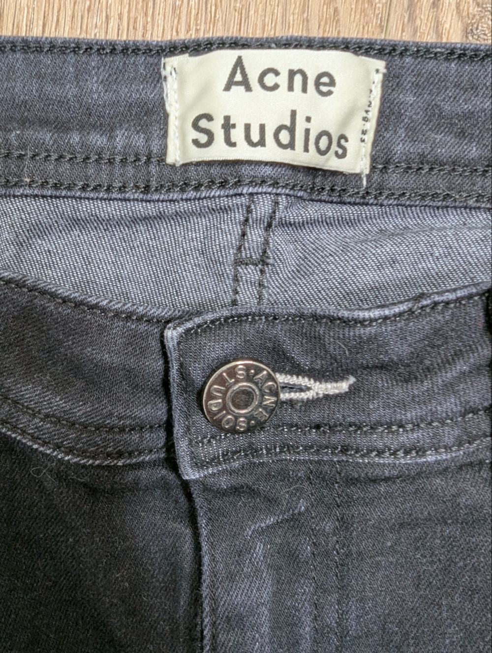 Acne Studios Low Raven Jeans – Black – Size 30/32 - Picture 4 of 9